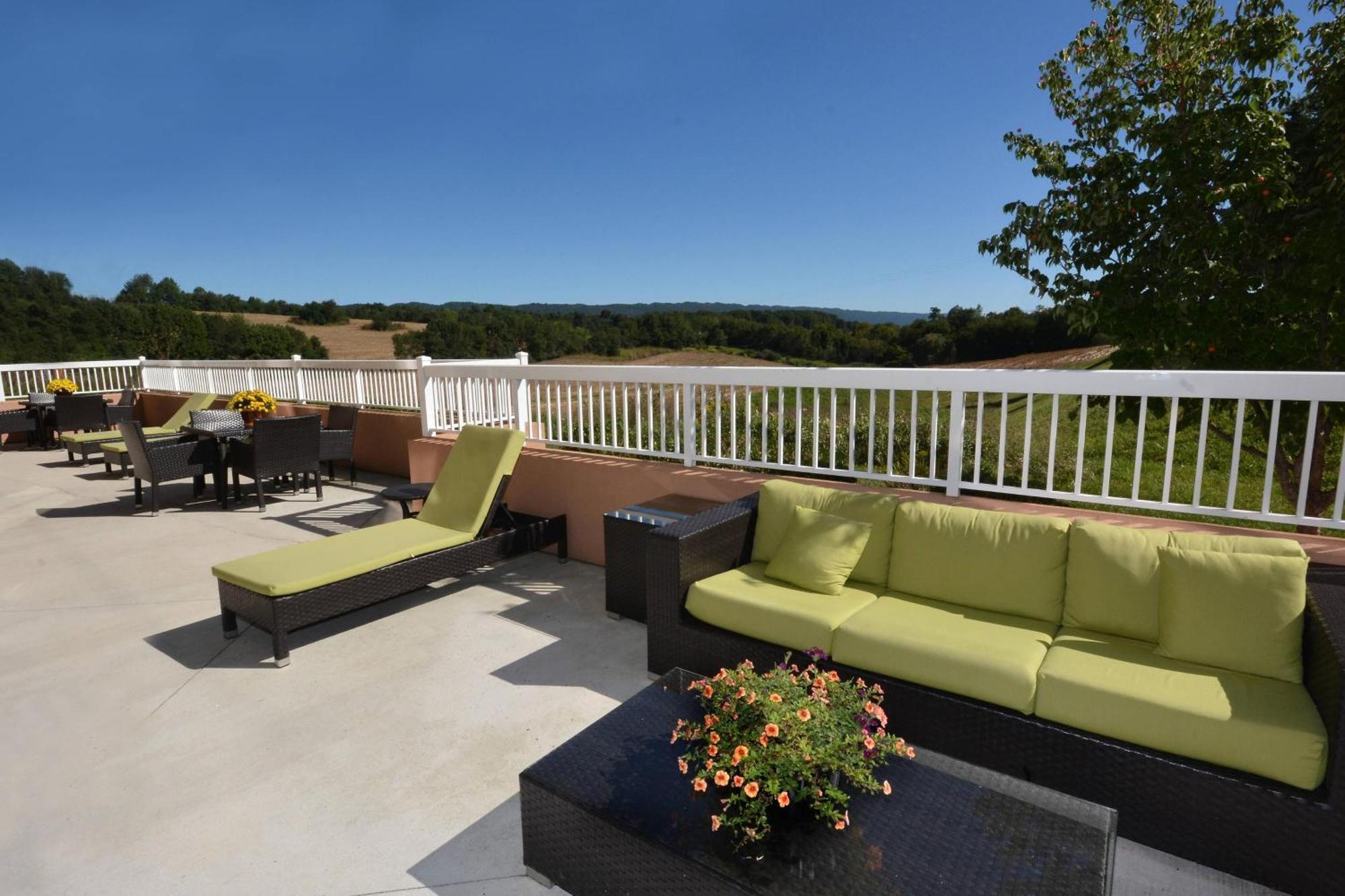 Fairfield Inn & Suites Wytheville Ngoại thất bức ảnh