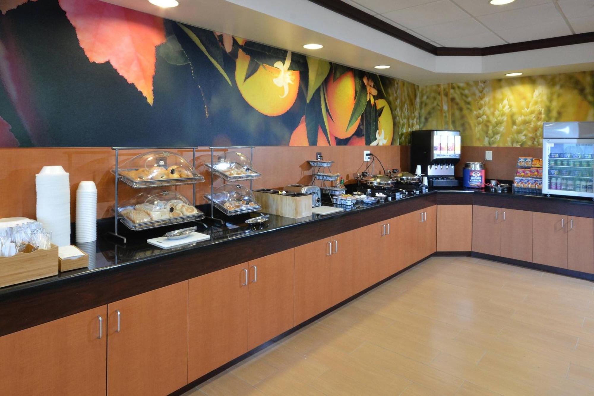 Fairfield Inn & Suites Wytheville Ngoại thất bức ảnh