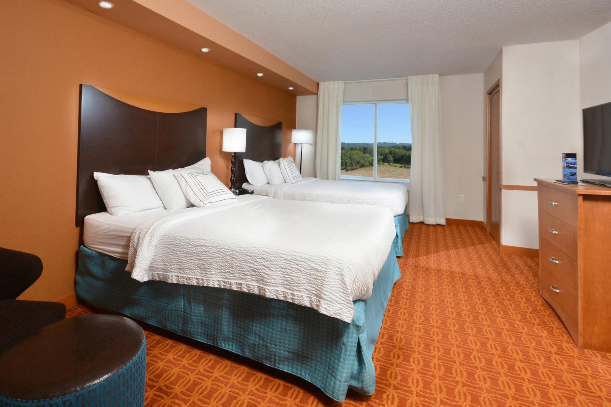 Fairfield Inn & Suites Wytheville Ngoại thất bức ảnh